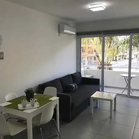 Lejlighed Mariams Cozy One Bedroom